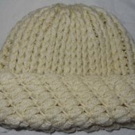KMT Mütze Strickmütze dicke Wollmütze cremefarben getragen aber noch gut erhalten