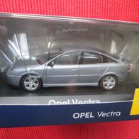 Schuco Opel Vectra C GTS Fließheck Limousine 1:43 graum. mit OVP *
