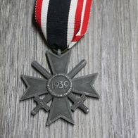Original Kriegsverdienstkreuz mit Schwerter 2. Klasse o. Hersteller (30)