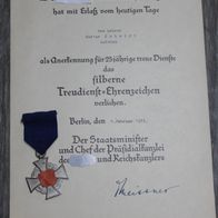 Originales 25 Jahre Treuedienstabzeichen am Band mit Urkunde