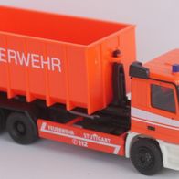 Herpa 044585 Mercedes-Benz Actros M WLF Feuerwehr Stuttgart unverpackt