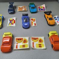 Ü - Ei Rennautos + 18 BPZ mit Nr. 11 u 17 mit Kinder Joy + Aufkleber