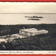 Schloß Herrenchiemsee mit Blick auf Frauen und Krautinsel gel.1955 (1145)