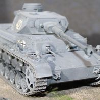 Maßstab 1:35 Italeri Panzer IV F2 grau gebaut und gealtert