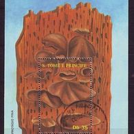 1) São Tomé und Príncipe 1988 - Block 178 mit MiNr. 1048 gestempelt - Pilze