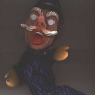 Sehr schöne Kasperpuppe Schutzmann a. den 60igern.