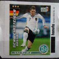 Bild 42 " Bastian Schweinsteiger " Porträt Team Stecker - Hanuta WM 2010