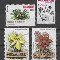 032) Mocambique Pflanzen-Blumen kleines Lot 4 Werte gestempelt