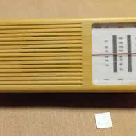 TCM Tragbares Retro AM FM Radio 60`s Kofferradio