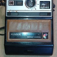 Vintage Kodak Sofortbildkamera EK 100 mit Blitz