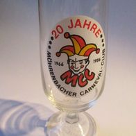 Bierglas Pilsglas mit Goldrand 20 Jahre Möhrenbacher Carneval Club (7)