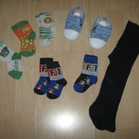 kleines Sockenpaket + Strumpfhose + niedliche Schuhe NEU 68/74/80(0415)