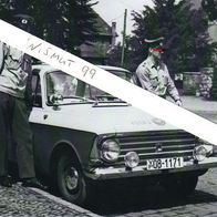Volkspolizei-Foto KVP DDR Oldtimer PKW Moskwitsch Streifenwagen