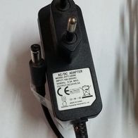 AC/DC Netztei Model KYT-24050 ; 24V/0,5 A