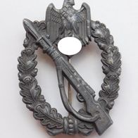 Original Infanterie Sturmabzeichen in Silber, Hohlprägung