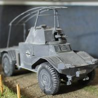Maßstab 1:35 AMD Panhard 128 Pz. Sp. Wg P204(f) Funk in grau gebaut und gealtert