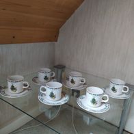 Konvolut 30----- Weihnachts- Kaffee- Service