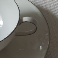 Berlin Porzellan KPM Urbino Tasse Kaffeetasse Ziertasse weiß mit Platinrand