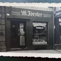 Landau Pfalz: Feinkost-Geschäft M. Förster (Marktstr. 106), Foto 1937