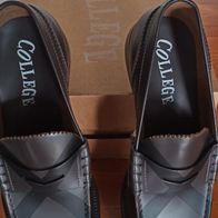 College Edle Lederschuhe Gr.44 Handbemalt