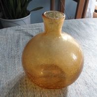Vase, gelbbraun mit Bläschen im Glas (M#)