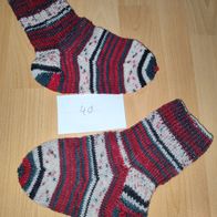 Selbst gestrickte Strümpfe Stricksocken Handarbeit Größe 40