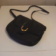 Damen-Leder-Handtasche Schultertasche + Magnetverschluss + vergoldeter ApplikationNeu