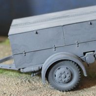 Maßstab 1:35 2achsiger Anhänger grau gebaut und gealtert
