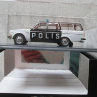 Neo Scale Models Volvo 145 Polis 1:43