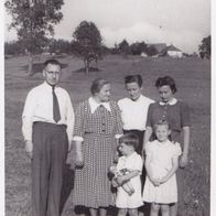 Altes Foto Vintage. Familie Ausflug Langensteinbach 1950. . ( G1 )