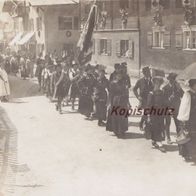 Foto AKK. Volkstracht- Festzug - Schwarzwald ? . ( G2 )