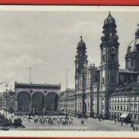 München Odeonsplatz mit Feldherrnhalle und Theatinerkirche n. gel.(3907)