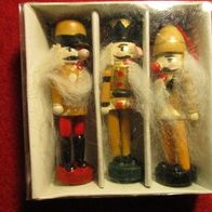 3 Christbaum-Anhänger Erzgebirge Nussknacker Männchen
