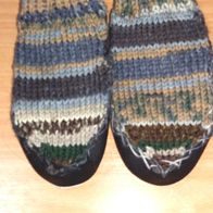 Selbstgestrickte Kinder Hüttenschuhe Gr. 26/27,