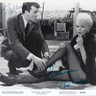 Barbara Nichols (1928-1976) + Jim Hutton (1934-1979) - altes, orig. sign. Grossfoto