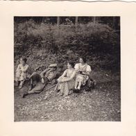 altes Fotos Vintage. Personen Wandern 1954.. ( G4 )