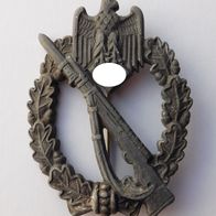 Original Infanterie Sturmabzeichen in Silber. Hersteller AS