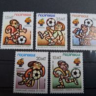 Mocambique Fussball WM 1982 Satz 884/88 * *