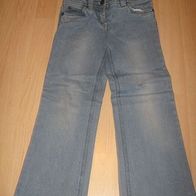 schöne Schlag - Jeans Pocopiano Gr. 116 helle Waschung (0815)