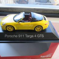 Porsche 911 Targa 4 GTS gelb 1:43 von Herpa