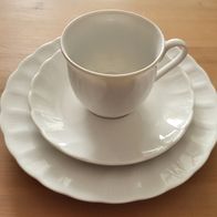 1 x Winterling Kaffeegedeck (3tlg. Kuchenteller, Kaffeetasse, Untere) Wellenrand