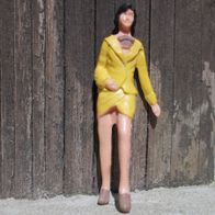 Figur, Frau im Minikleid, stehend, 2, LGB, Spur G, 1:22,5