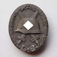 Original Verwundetenabzeichen in Silber mit Hersteller L/22