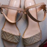 Damen Schuhe Sandalen Hell Braun-Beige Gr.38 Graceland