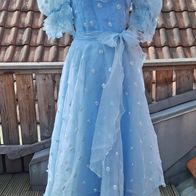 Zauberhaftes hellblaues Abendkleid