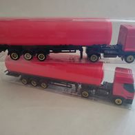 4x Modell Auto Renault LKW Tanklaster rot 1:87 , Neuware ohne Werbeaufdruck