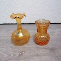 2 kleine Vasen orange Bleikristall und Mundgeblasen *