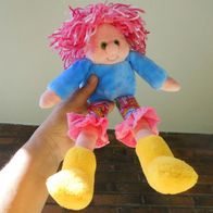 süße Puppe Mädchen Wohndeko rosa Haare hellblau gelbe Schuhe Rüschen