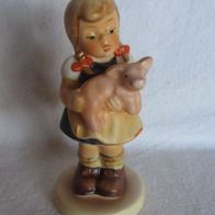 M.I. Hummel Figur Hum 2052 " Mein Glücksschweinchen " Exclusive Club Edition