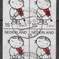 Niederlande Mi. Nr. 929 4-fach-Block "Voor het Kind" 1969 o <